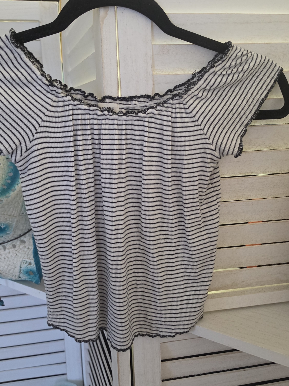 Garage Striped Off-Shoulder Women’s Top - Black & White SZ PS